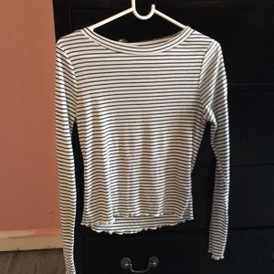 Cropped long sleeve shirt 👌🏻